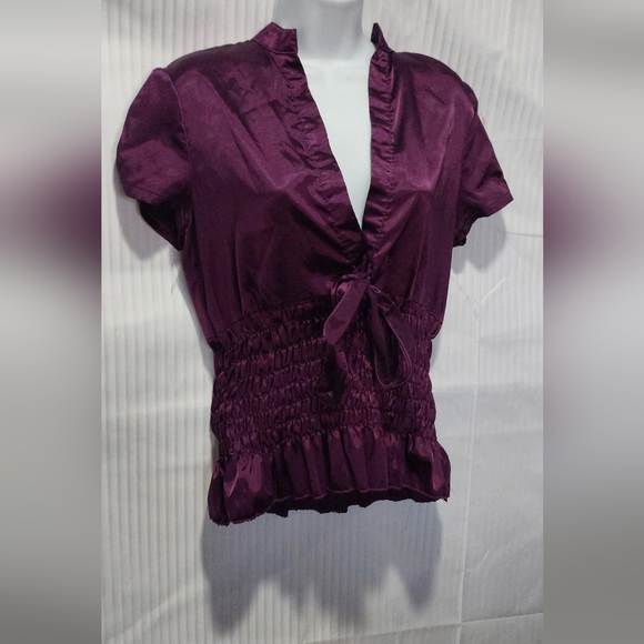 Elegant Purple Women's Top By Vixen Size Medium - Picture 4 of 8